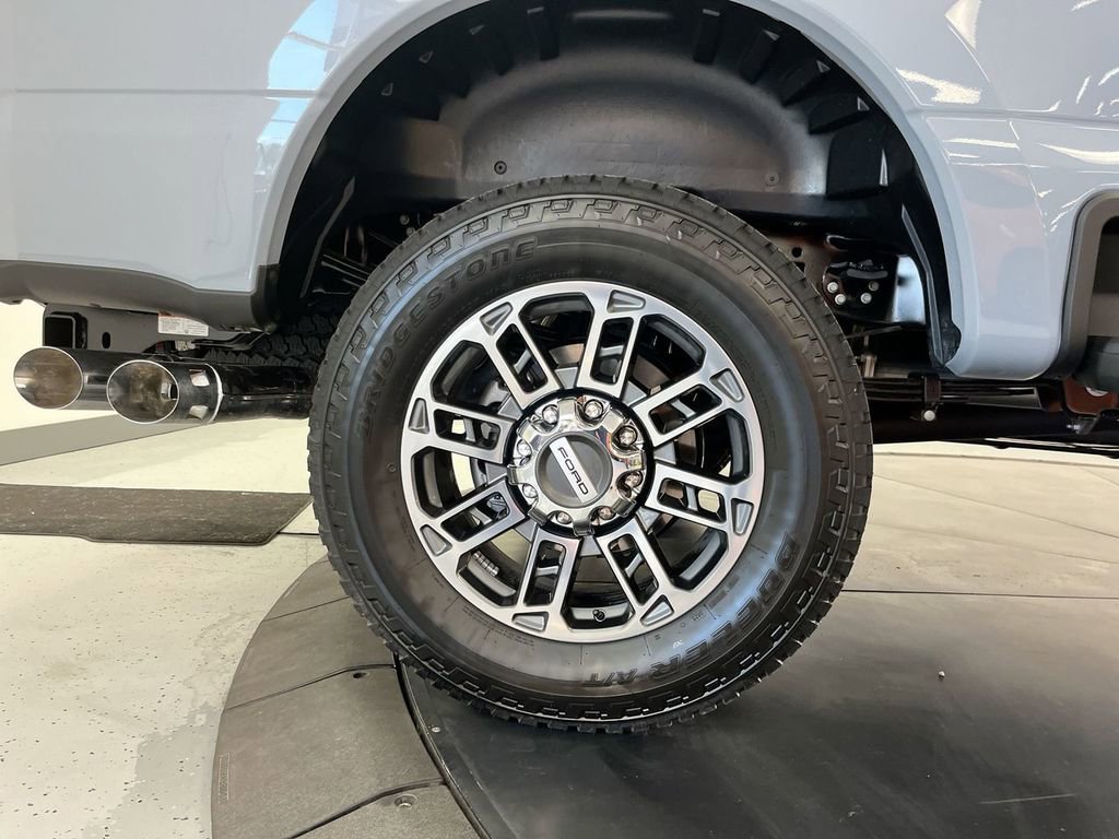 New 2025 Ford F350 Platinum w/ Platinum Plus Package image 10