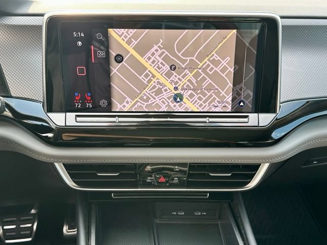 Used 2024 Volkswagen Atlas Peak Edition SEL AWD/4WD image 24