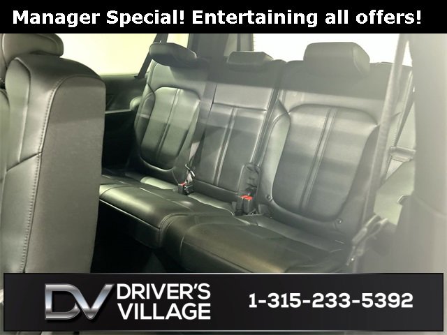 Used 2024 Jeep Wagoneer L 4WD w/ Premium Group I image 22