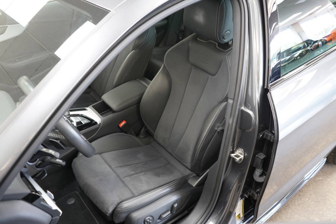 Used 2023 Audi A4 2.0T Premium Plus w/ Premium Plus Package AWD/4WD image 46