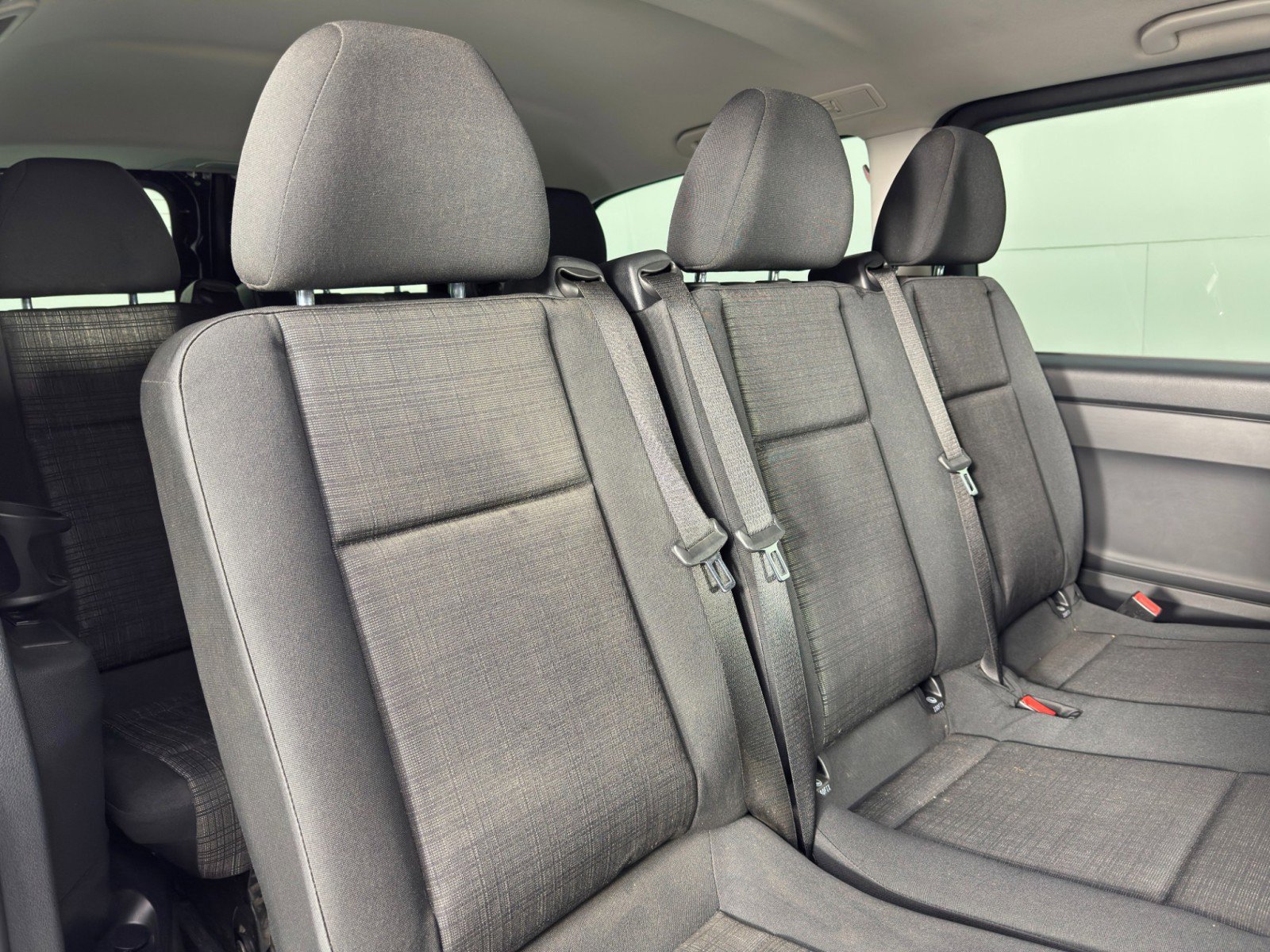 Used 2019 Mercedes-Benz Metris Passenger image 29