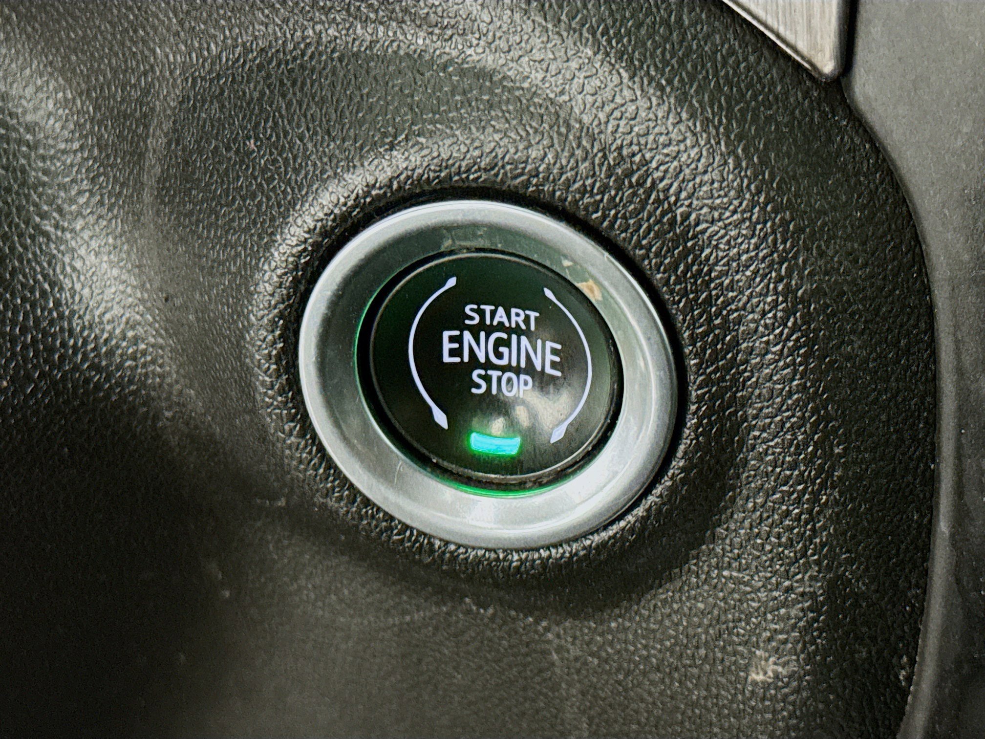 Used 2023 GMC Sierra 3500 Denali w/ Denali Ultimate Package image 19