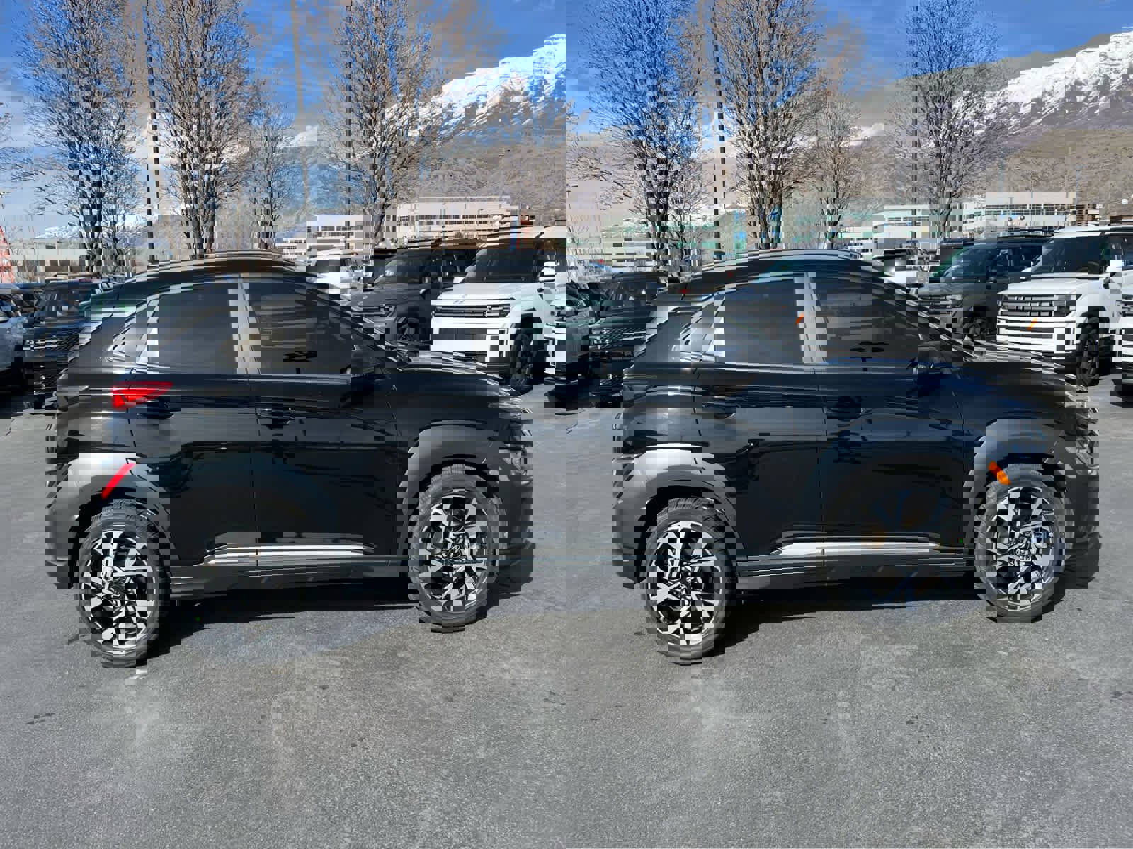 Certified 2023 Hyundai Kona Limited image 6