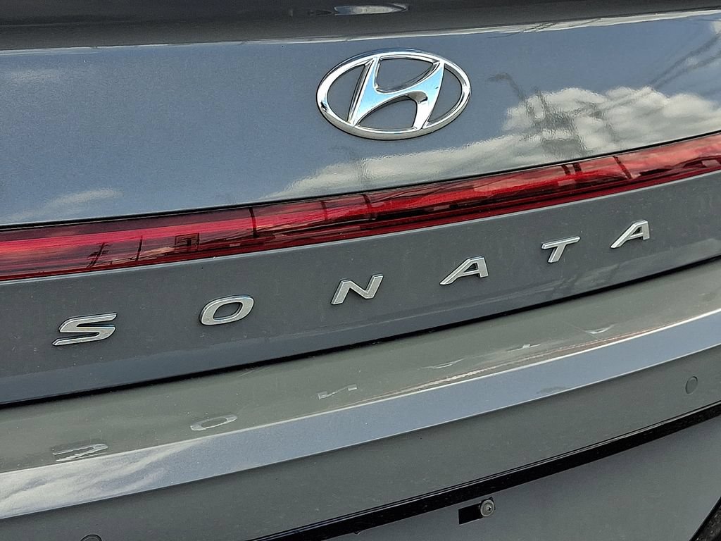 Used 2023 Hyundai Sonata Limited w/ Cargo Package FWD image 36