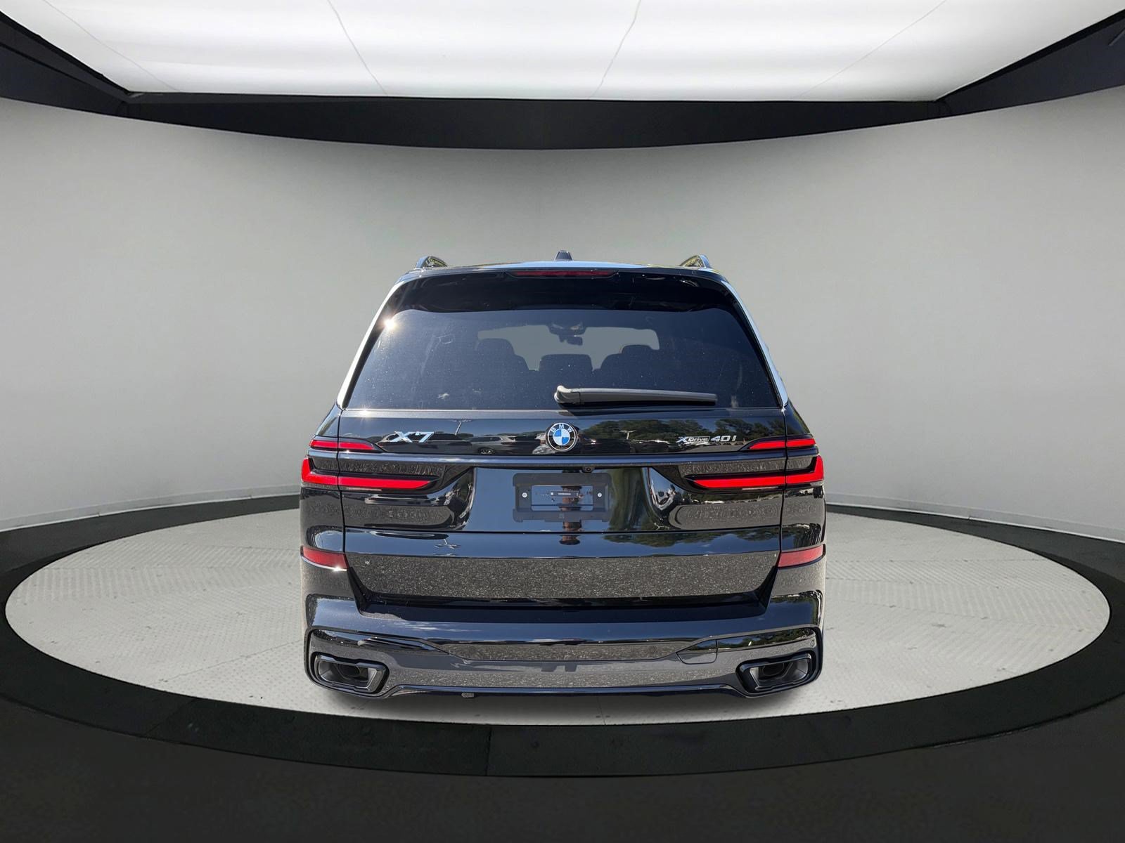 New 2027 BMW X7 xDrive40i w/ M Sport Package AWD/4WD image 5