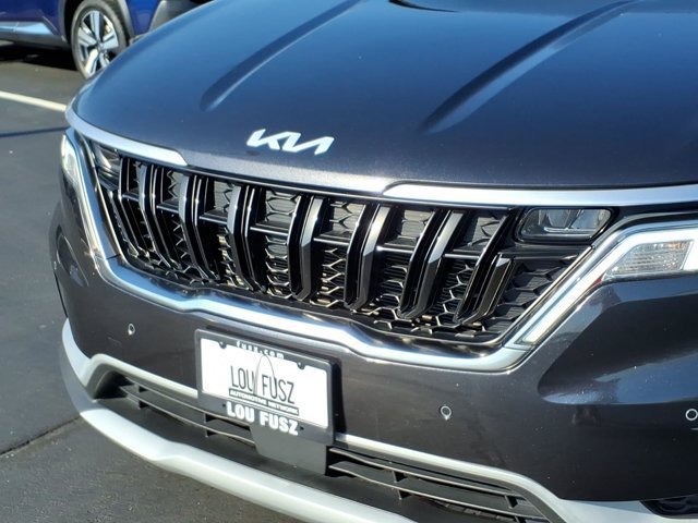 Used 2023 Kia Carnival EX FWD image 36
