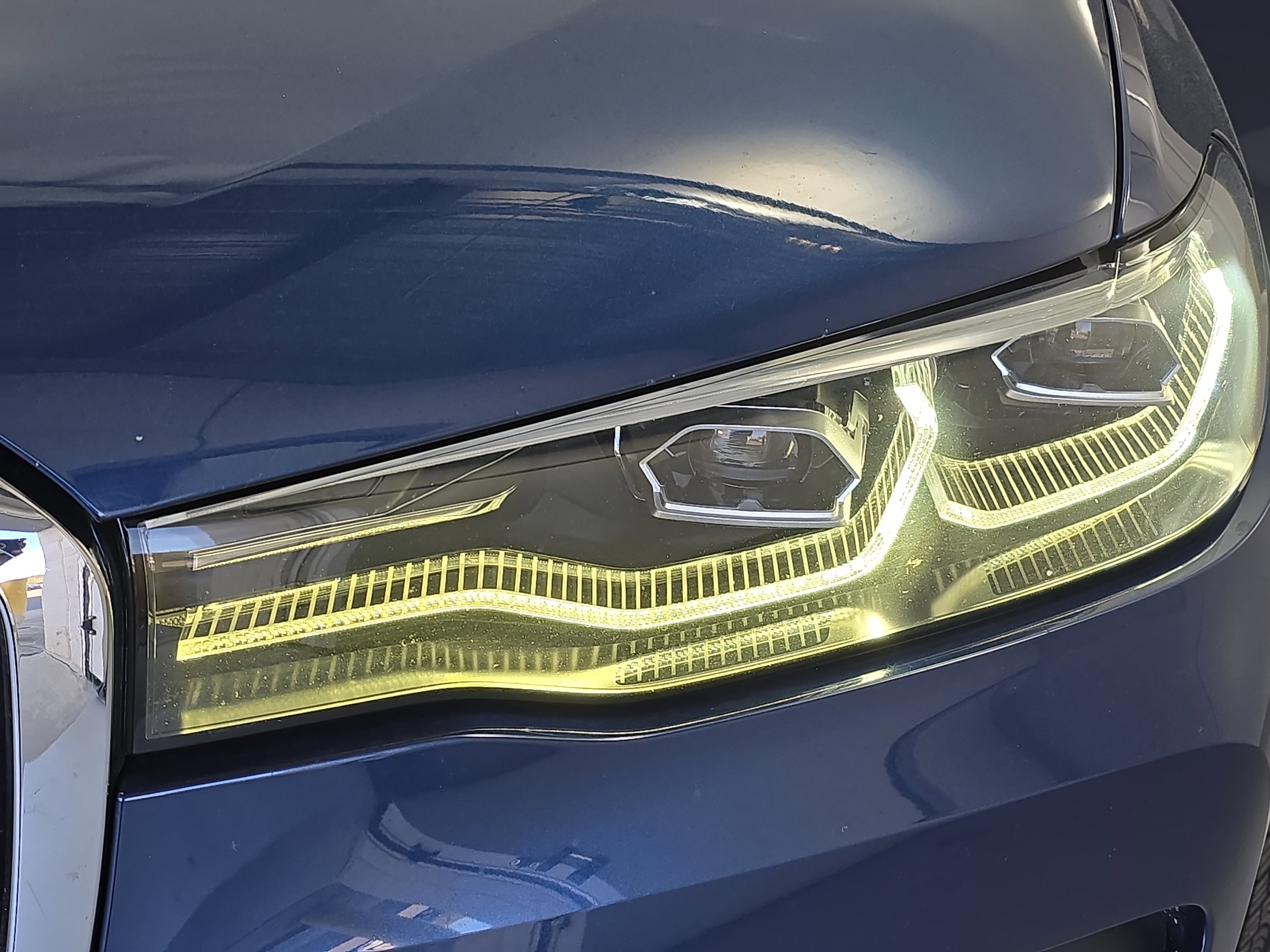 Used 2021 BMW X7 xDrive40i w/ Premium Package image 34