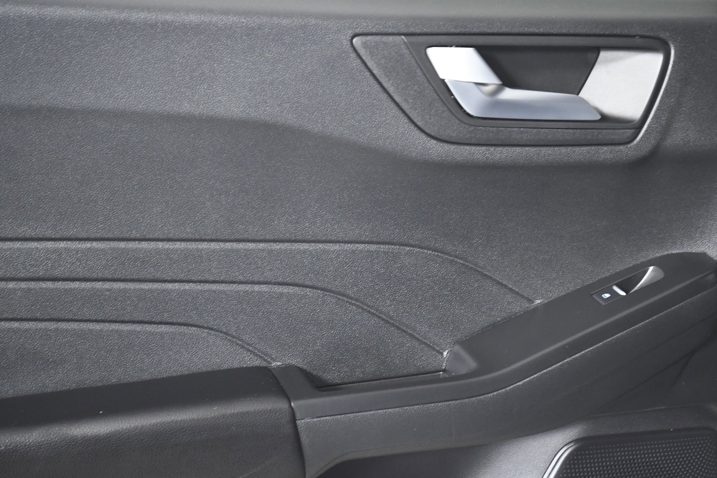 Used 2025 Ford Escape ST-Line Select image 23