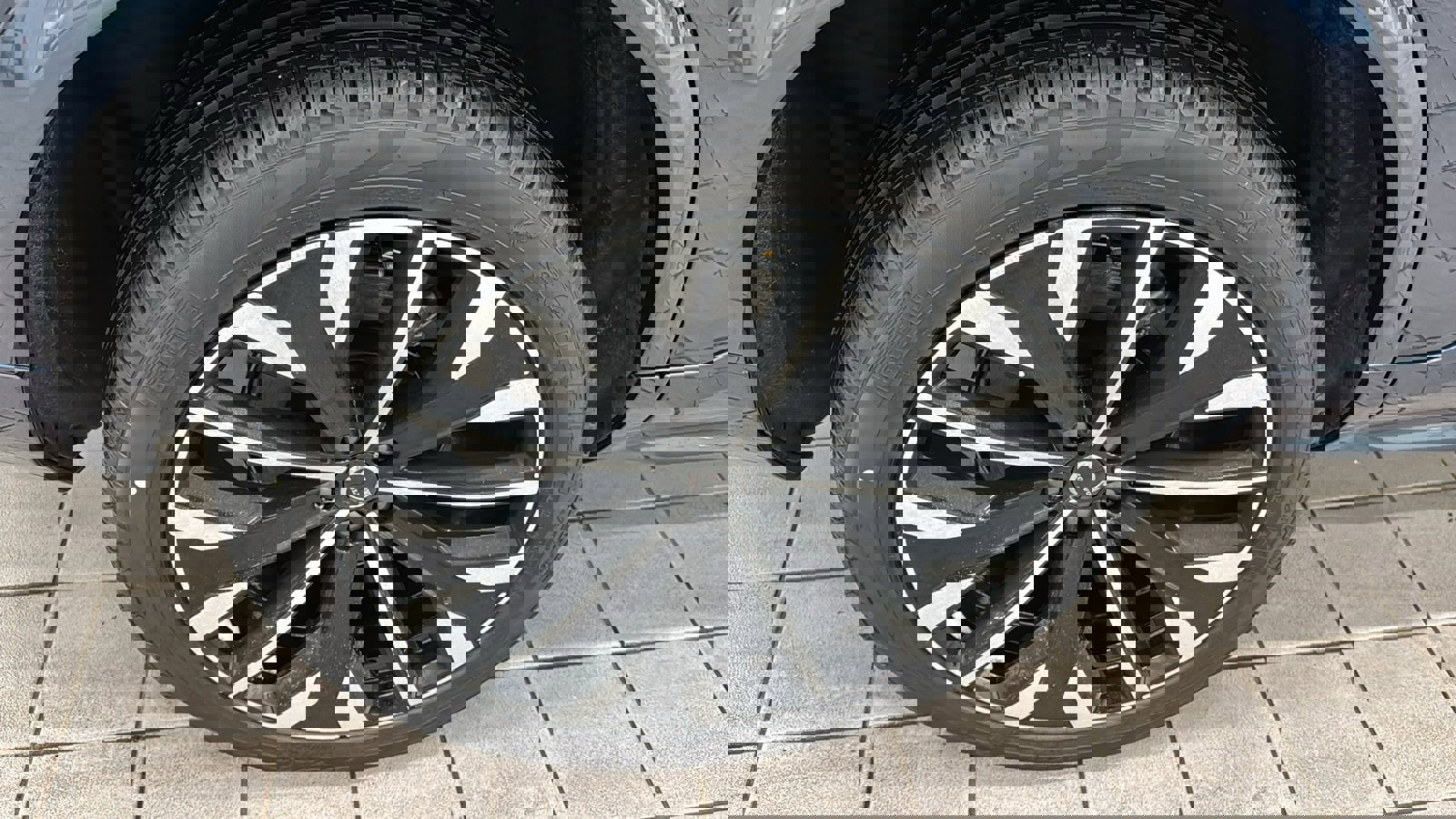 New 2026 Volvo XC90 T8 Ultra w/ Protection Package Premier image 32