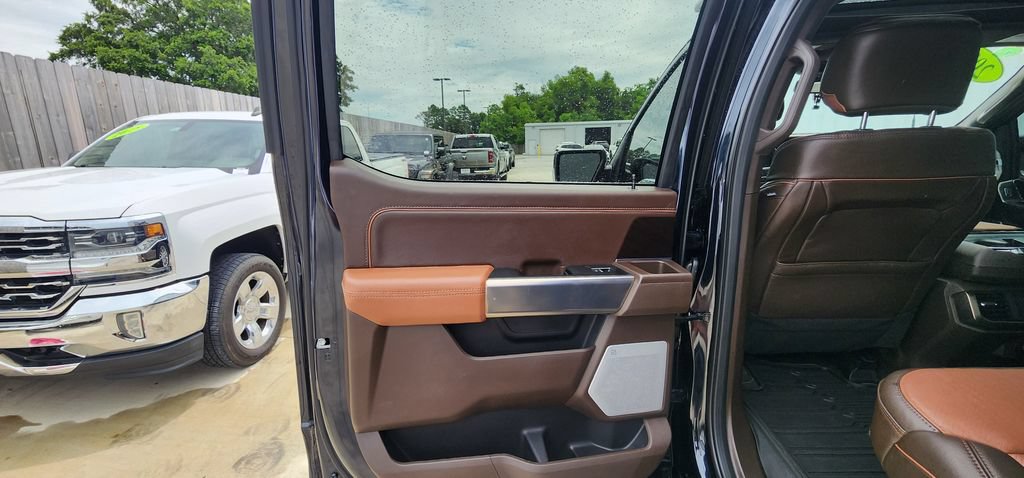Used 2025 Ford F150 King Ranch w/ FX4 Off-Road Package AWD/4WD image 14