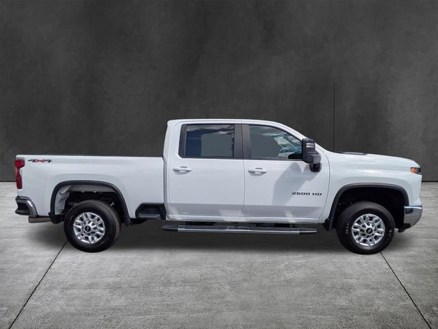 Used 2025 Chevrolet Silverado 2500 LT w/ Convenience Package AWD/4WD image 5