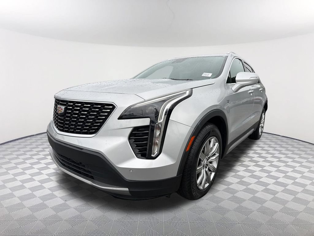 Used 2022 Cadillac XT4 Premium Luxury w/ Safety Alert Package FWD image 1
