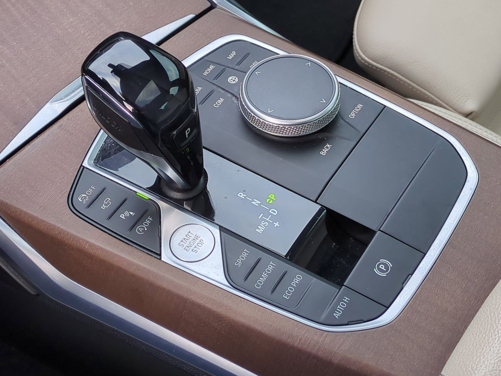 Used 2020 BMW 330i xDrive Sedan w/ Executive Package image 26