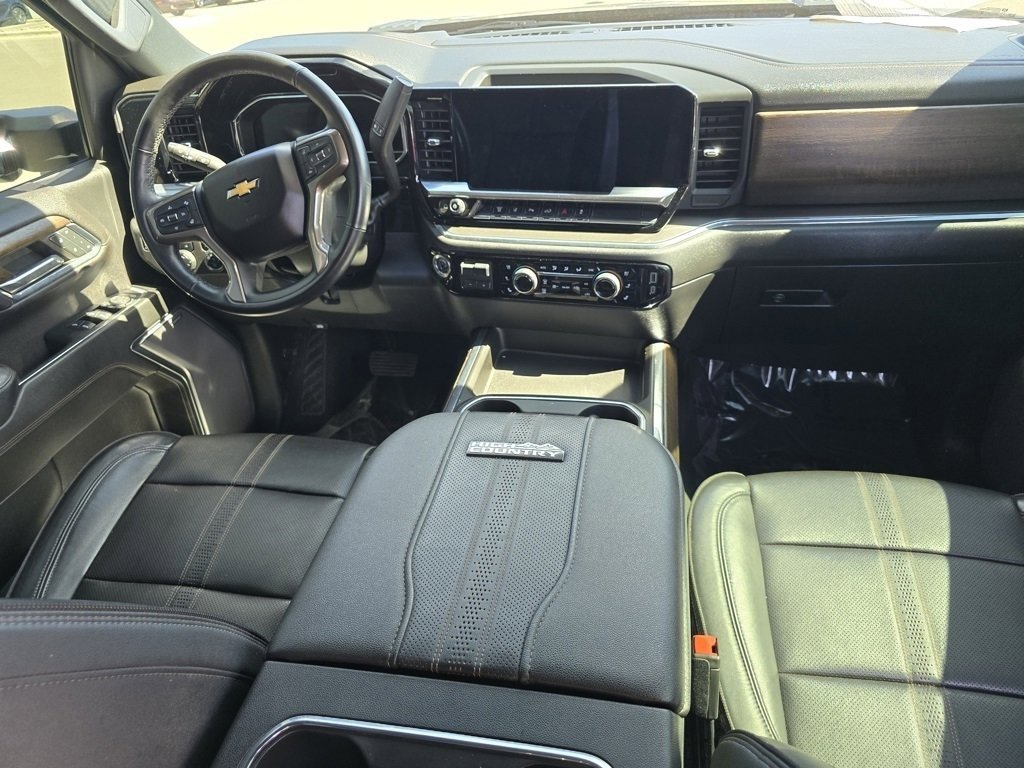 Used 2024 Chevrolet Silverado 3500 High Country image 29