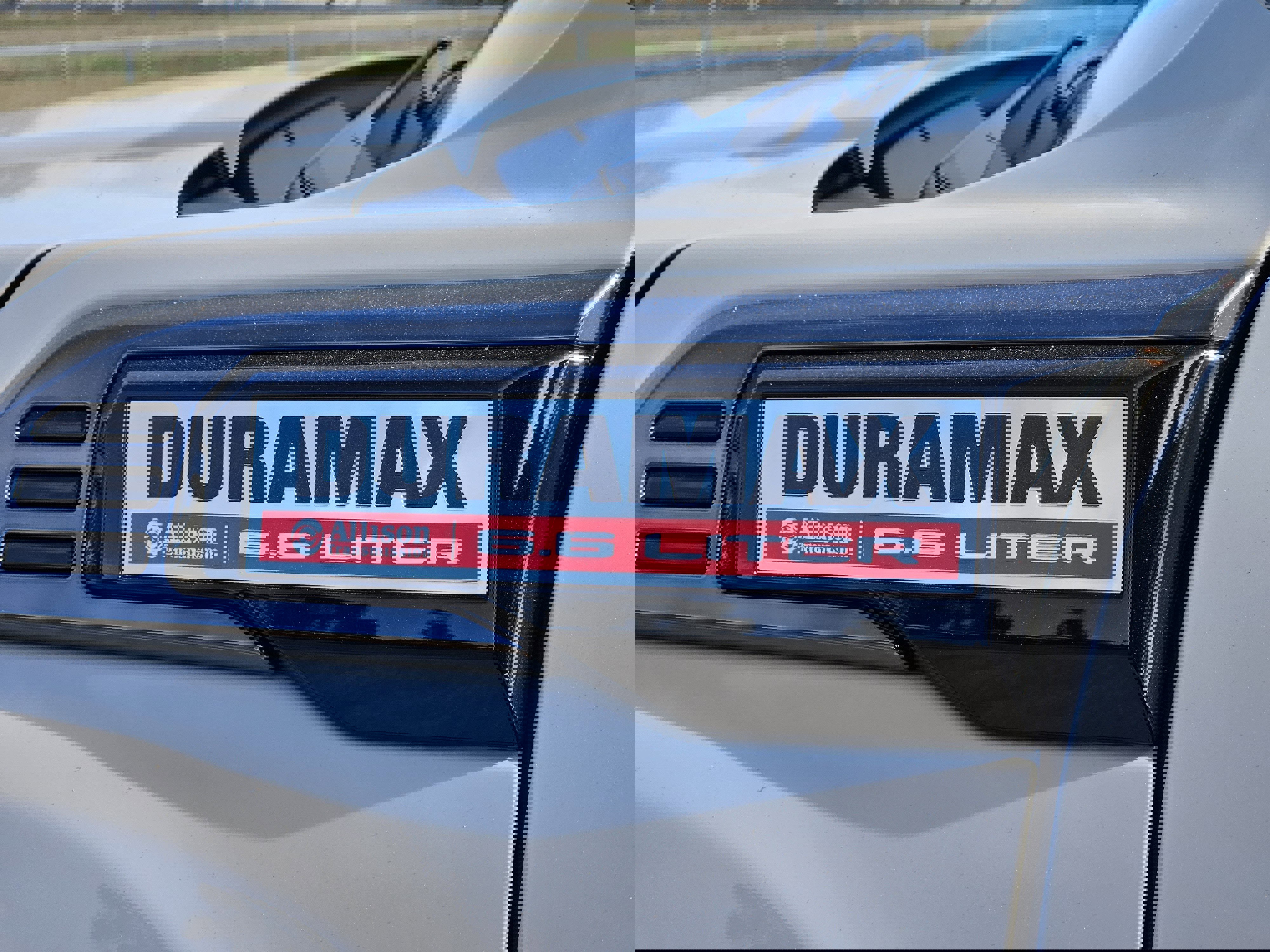 New 2026 GMC Sierra 2500 AT4 image 5