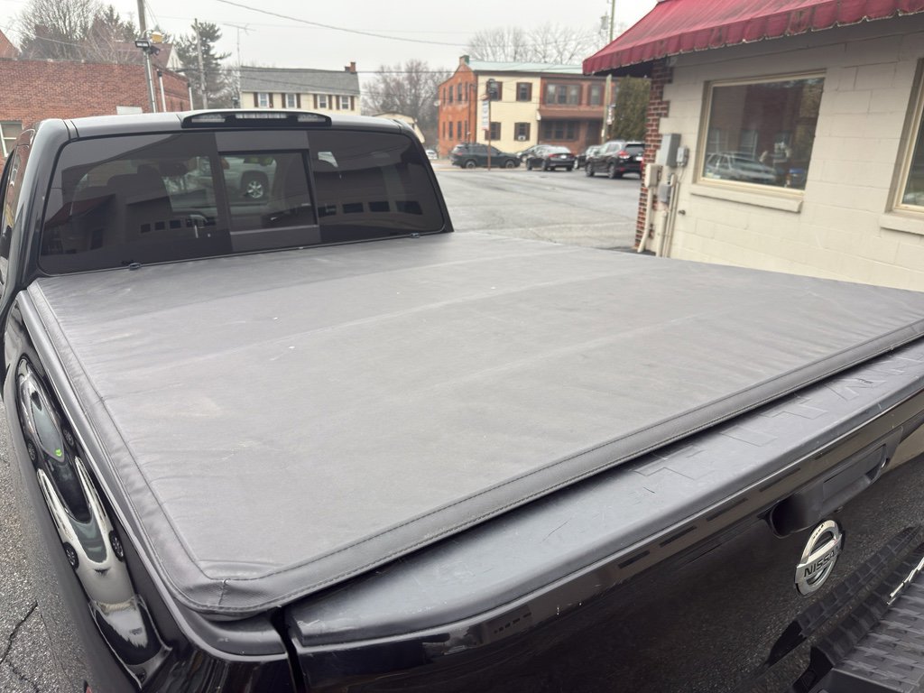 Used 2017 Nissan Titan SV image 26