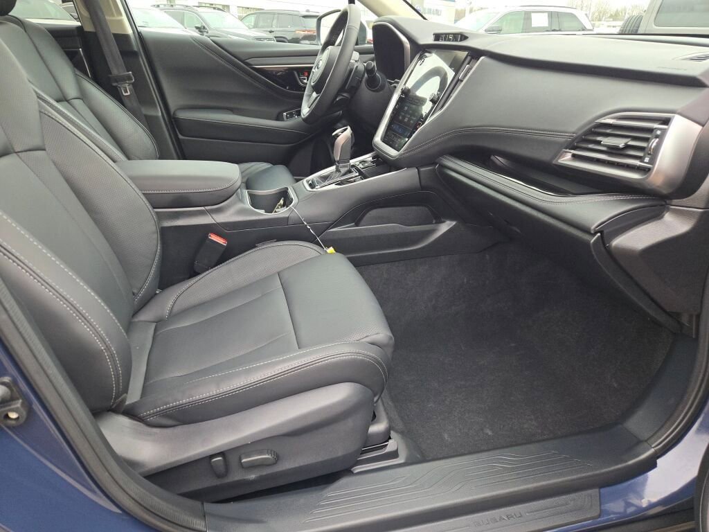 Certified 2025 Subaru Outback Touring XT image 6