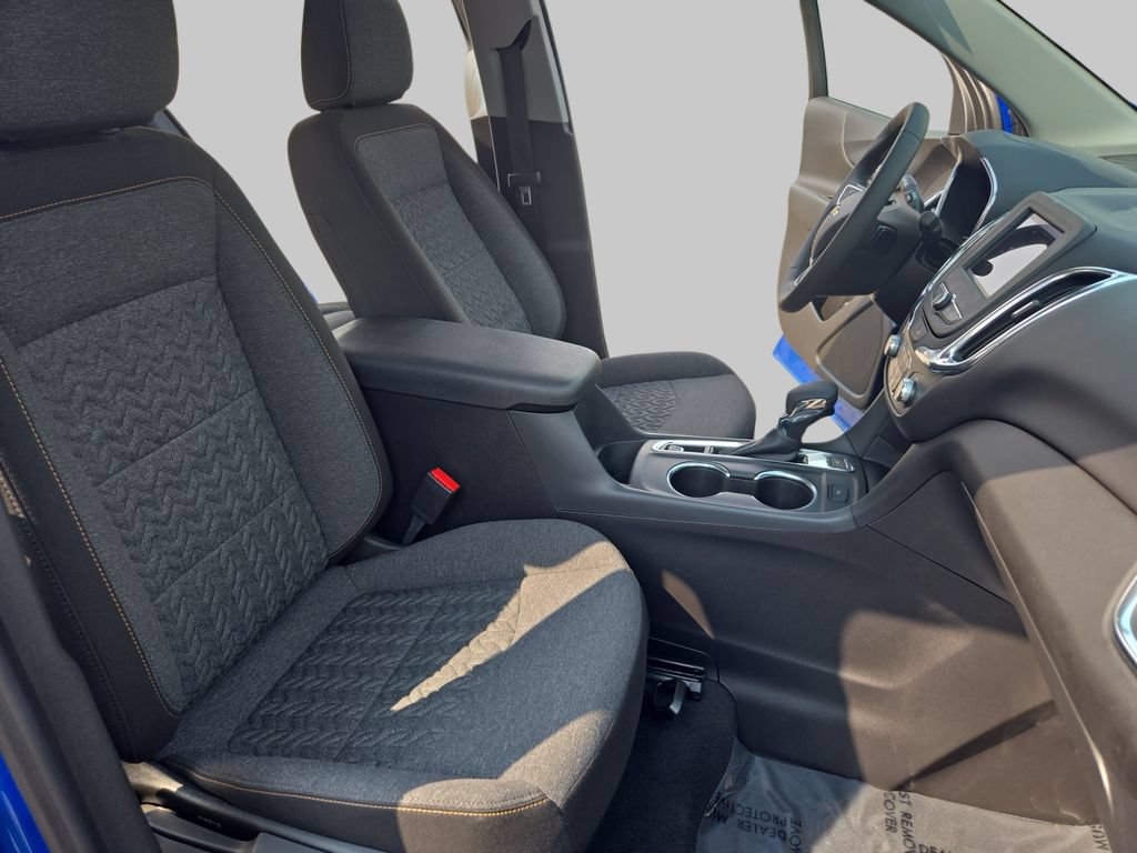 Used 2024 Chevrolet Equinox LT AWD/4WD image 10