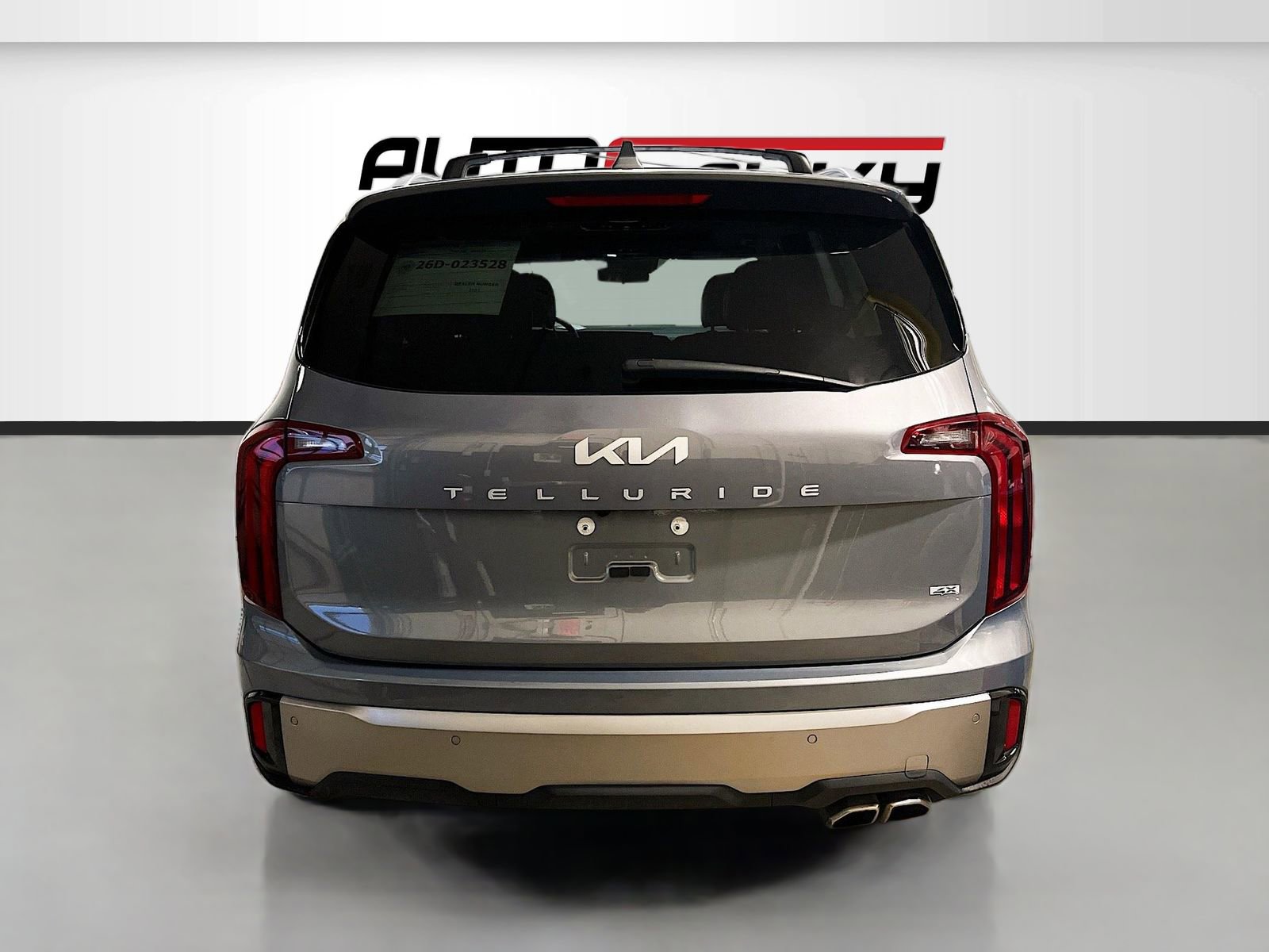Used 2025 Kia Telluride S image 6