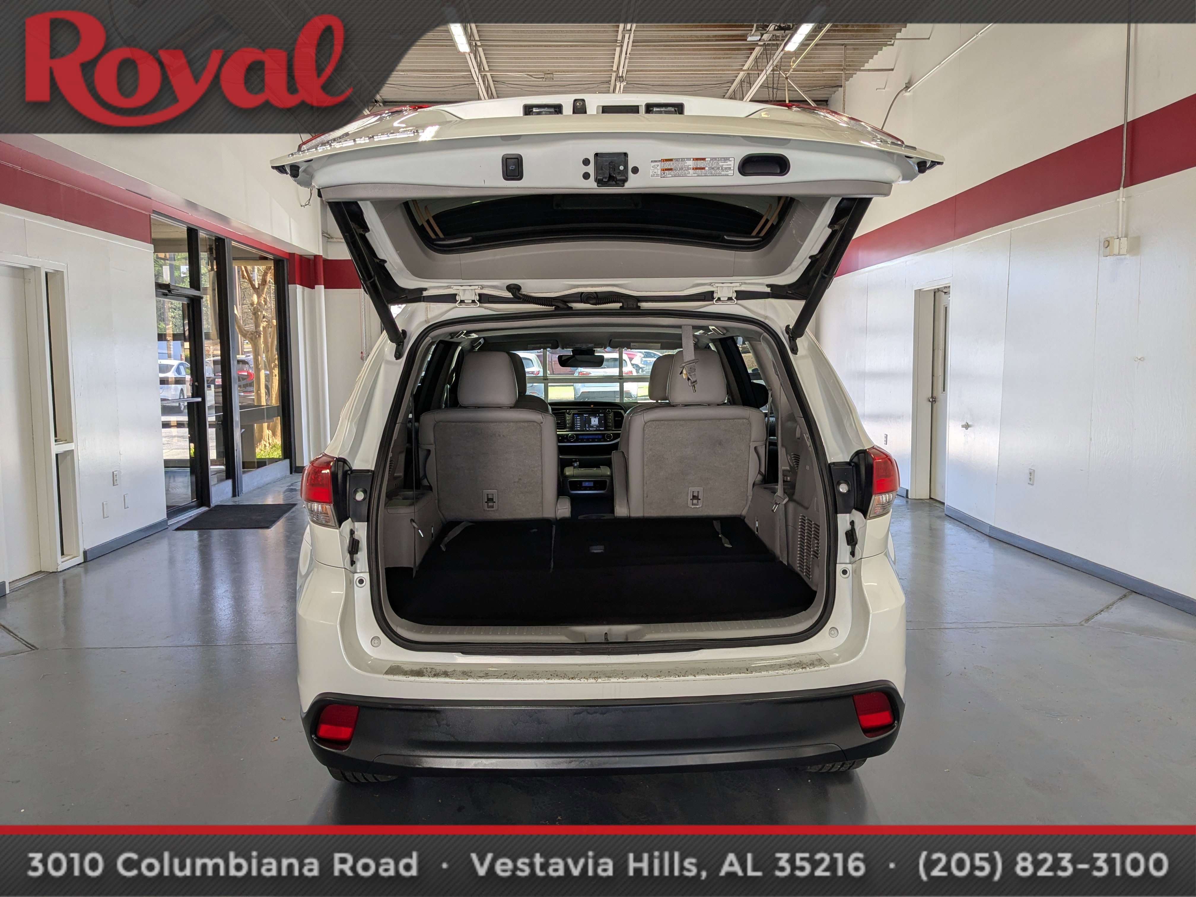 Used 2018 Toyota Highlander XLE image 13