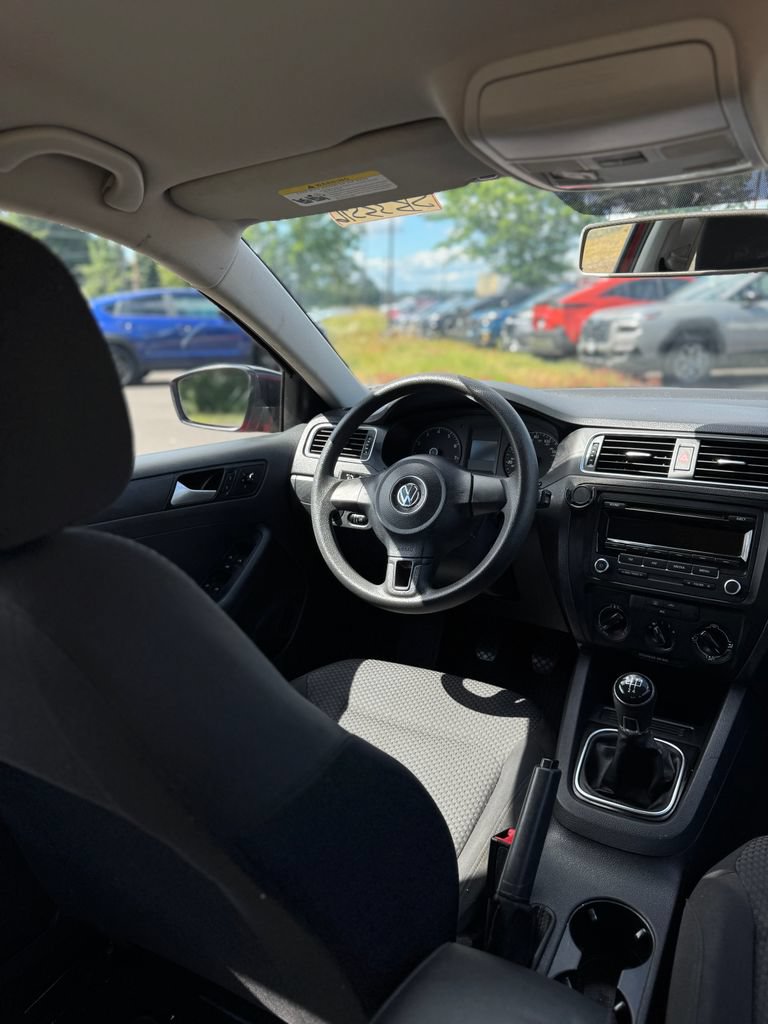 Used 2014 Volkswagen Jetta S FWD image 30