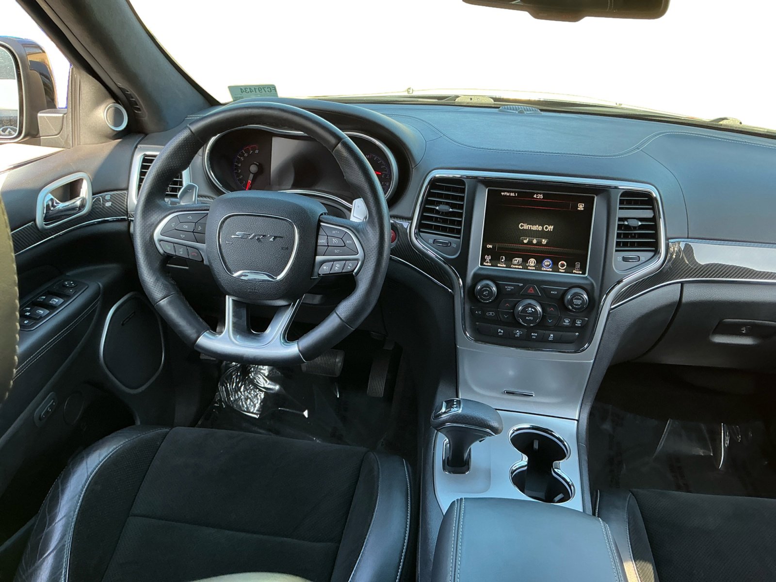 Used 2015 Jeep Grand Cherokee SRT w/ Trailer Tow Group IV AWD/4WD image 13