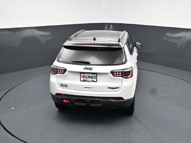 New 2026 Jeep Compass Trailhawk w/ Sun, Sound & Navigation Group AWD/4WD image 51