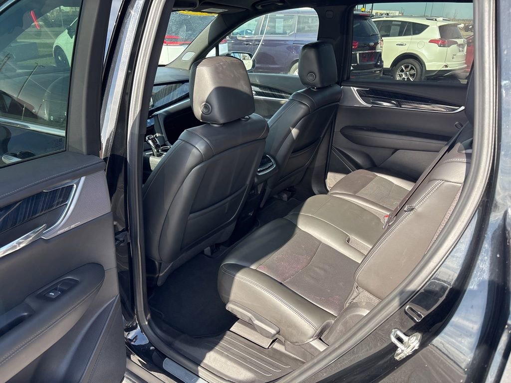 Certified 2023 Cadillac XT6 Premium Luxury image 17