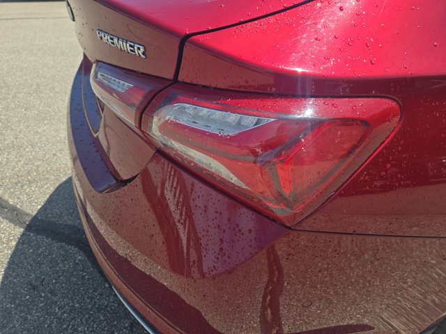 Used 2019 Chevrolet Malibu Premier w/ Sun and Wheel Package FWD image 16