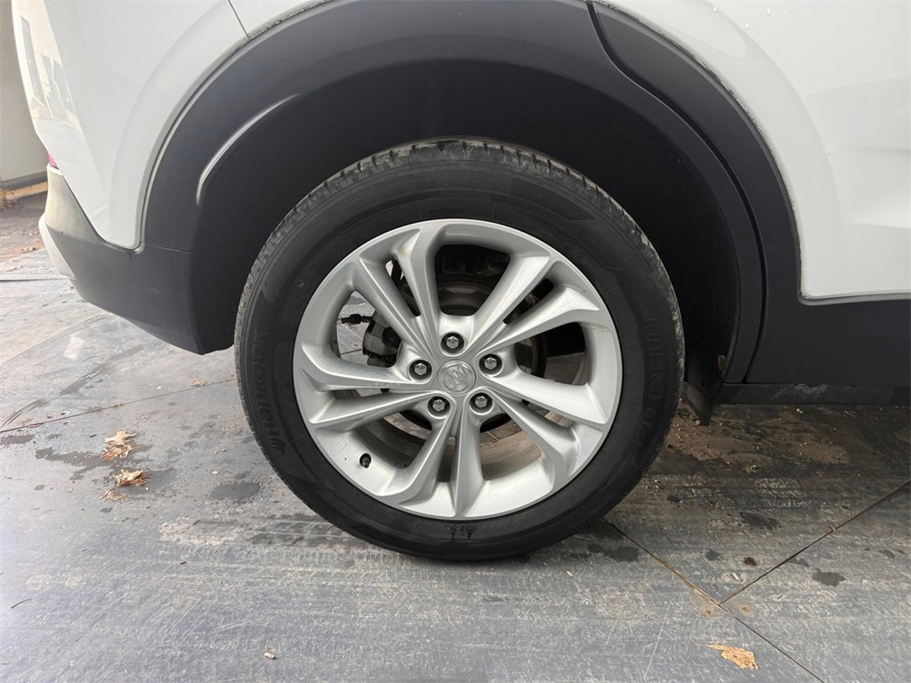 Used 2023 Buick Encore GX Preferred w/ Cold Weather Comfort Package image 35