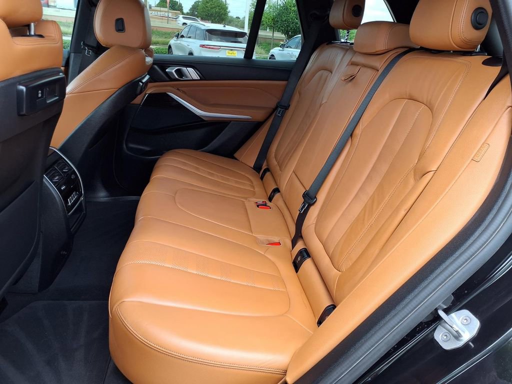 Used 2021 BMW X5 sDrive40i w/ M Sport Package RWD image 26