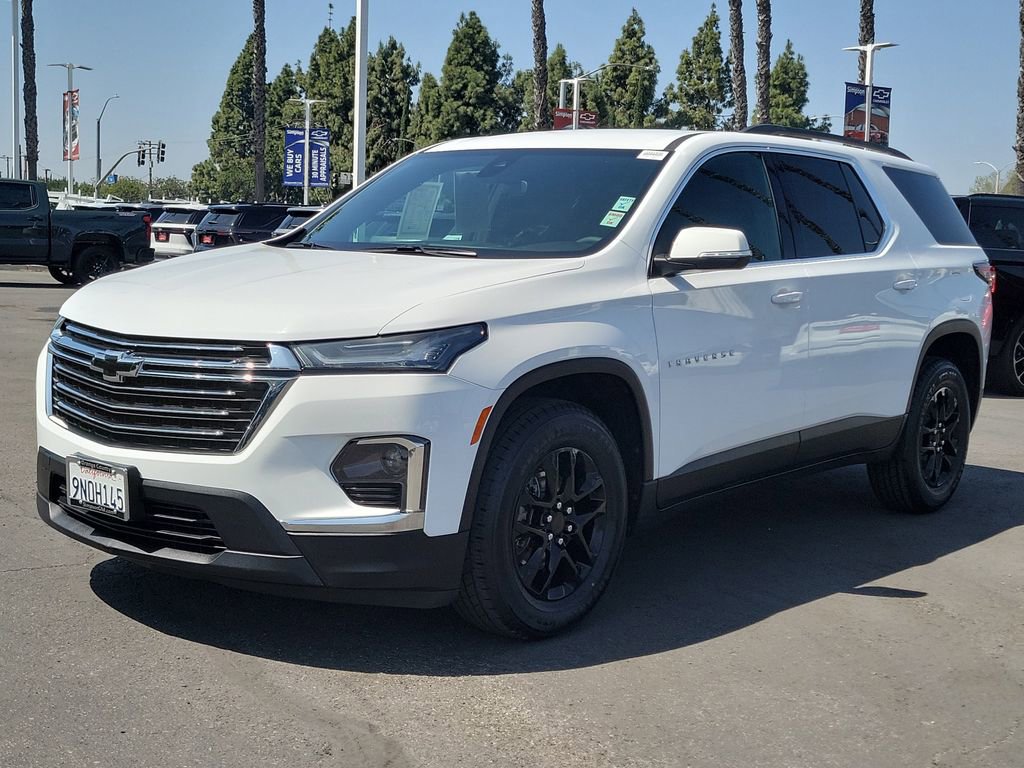Used 2023 Chevrolet Traverse LT image 28