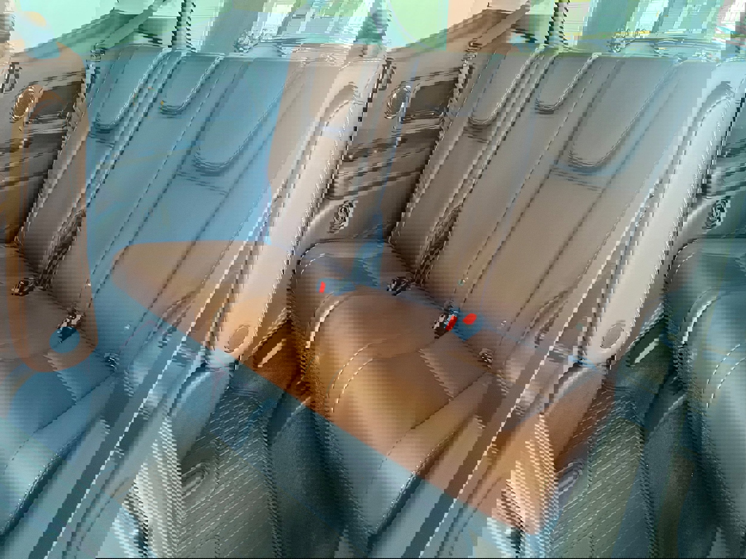 New 2025 Subaru Ascent Touring w/ Popular Package #2 image 9