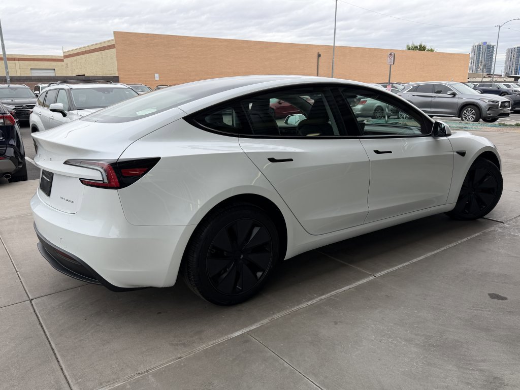 Used 2025 Tesla Model 3 Long Range image 4