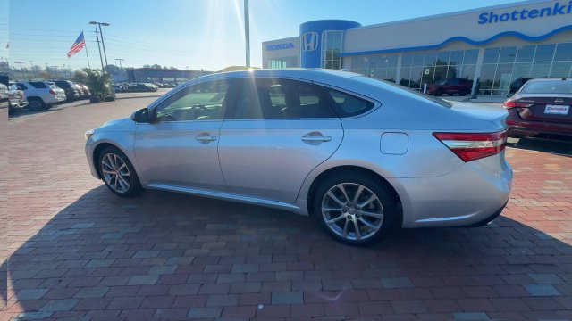 Used 2014 Toyota Avalon XLE Touring FWD image 8