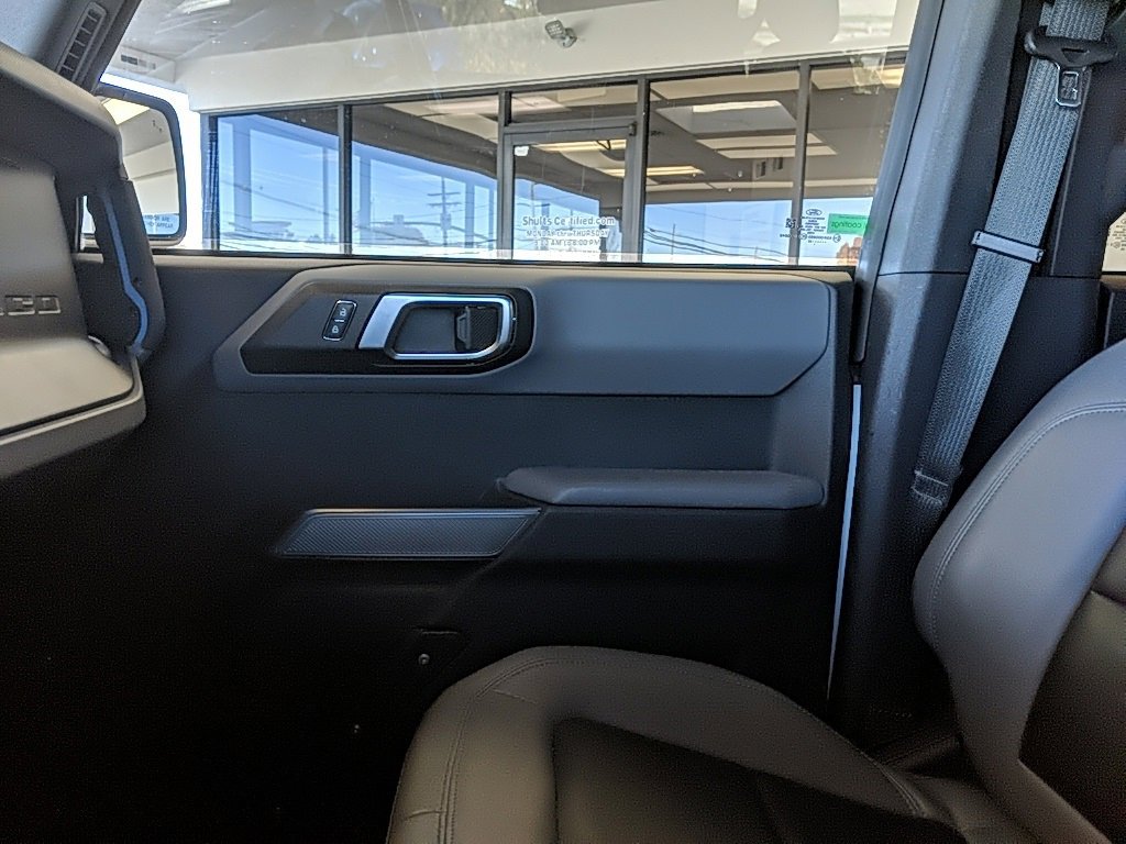 Certified 2022 Ford Bronco Black Diamond image 22