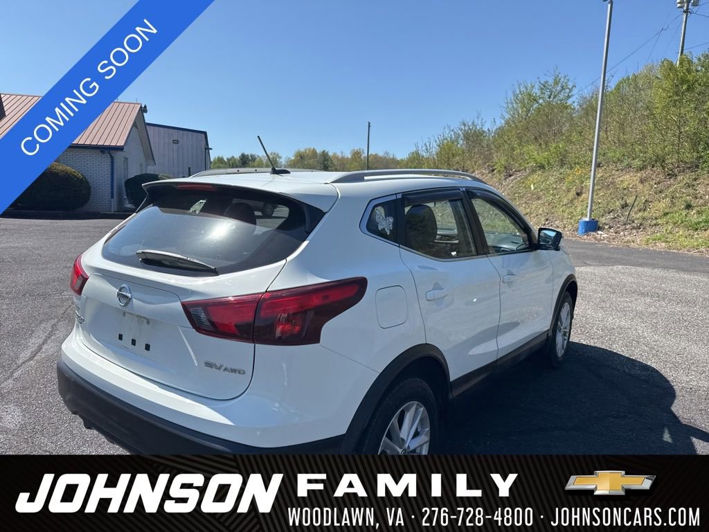 Used 2017 Nissan Rogue Sport SV w/ SV Premium Package AWD/4WD image 7