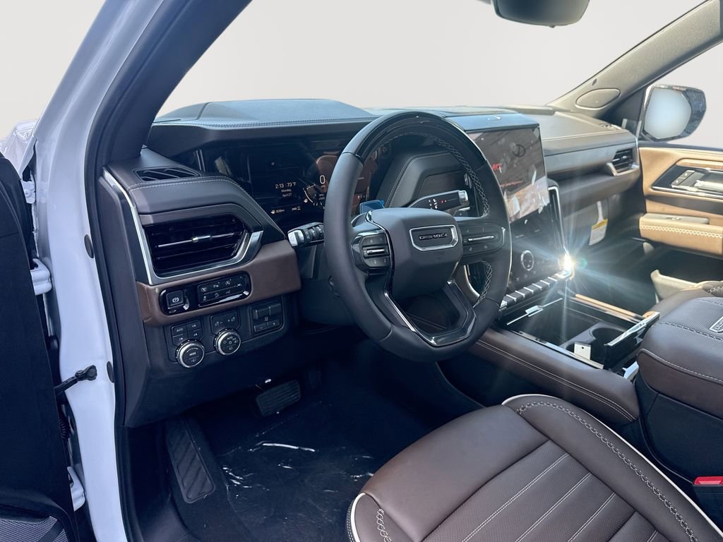 New 2026 GMC Yukon XL Denali Ultimate AWD/4WD image 10