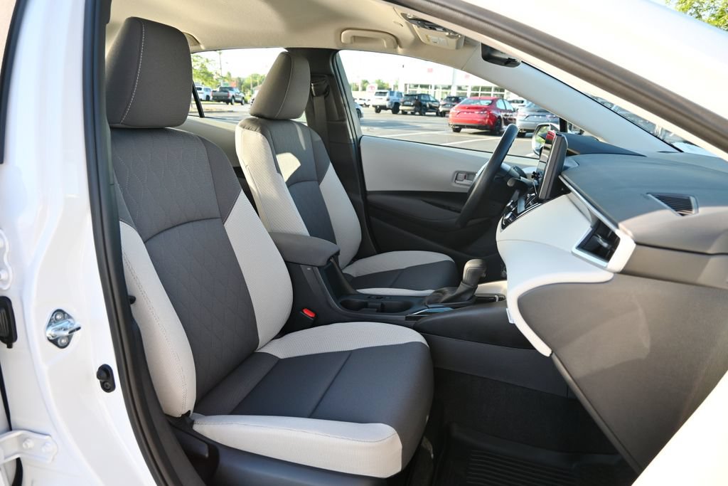 New 2026 Toyota Corolla LE FWD image 11