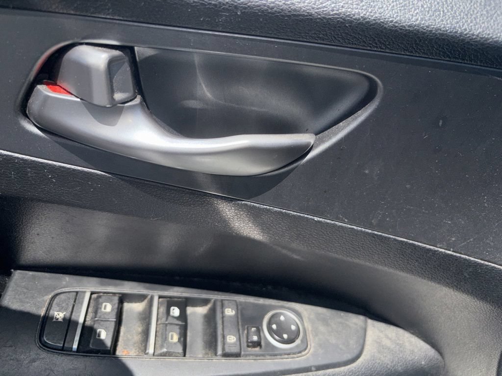 Used 2020 Kia Forte LXS FWD image 22
