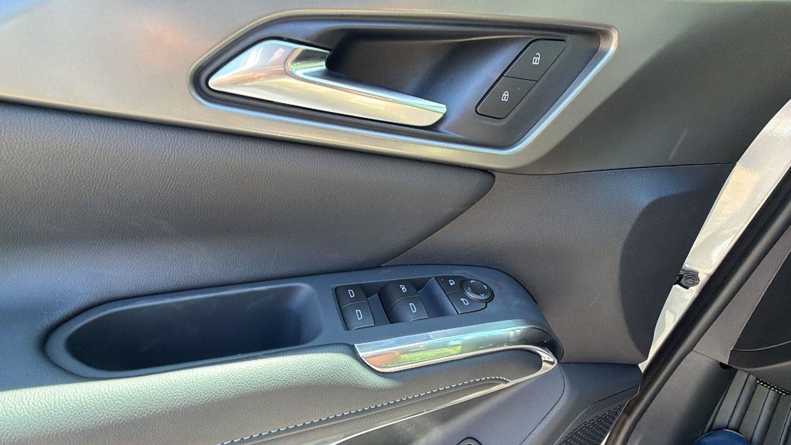 New 2026 Chevrolet Traverse LT FWD image 12