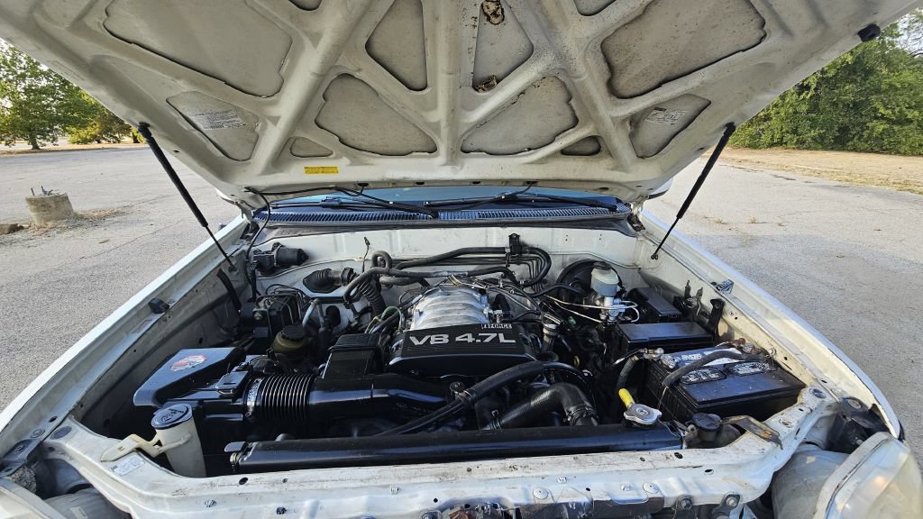 Used 2003 Toyota Sequoia SR5 RWD image 10