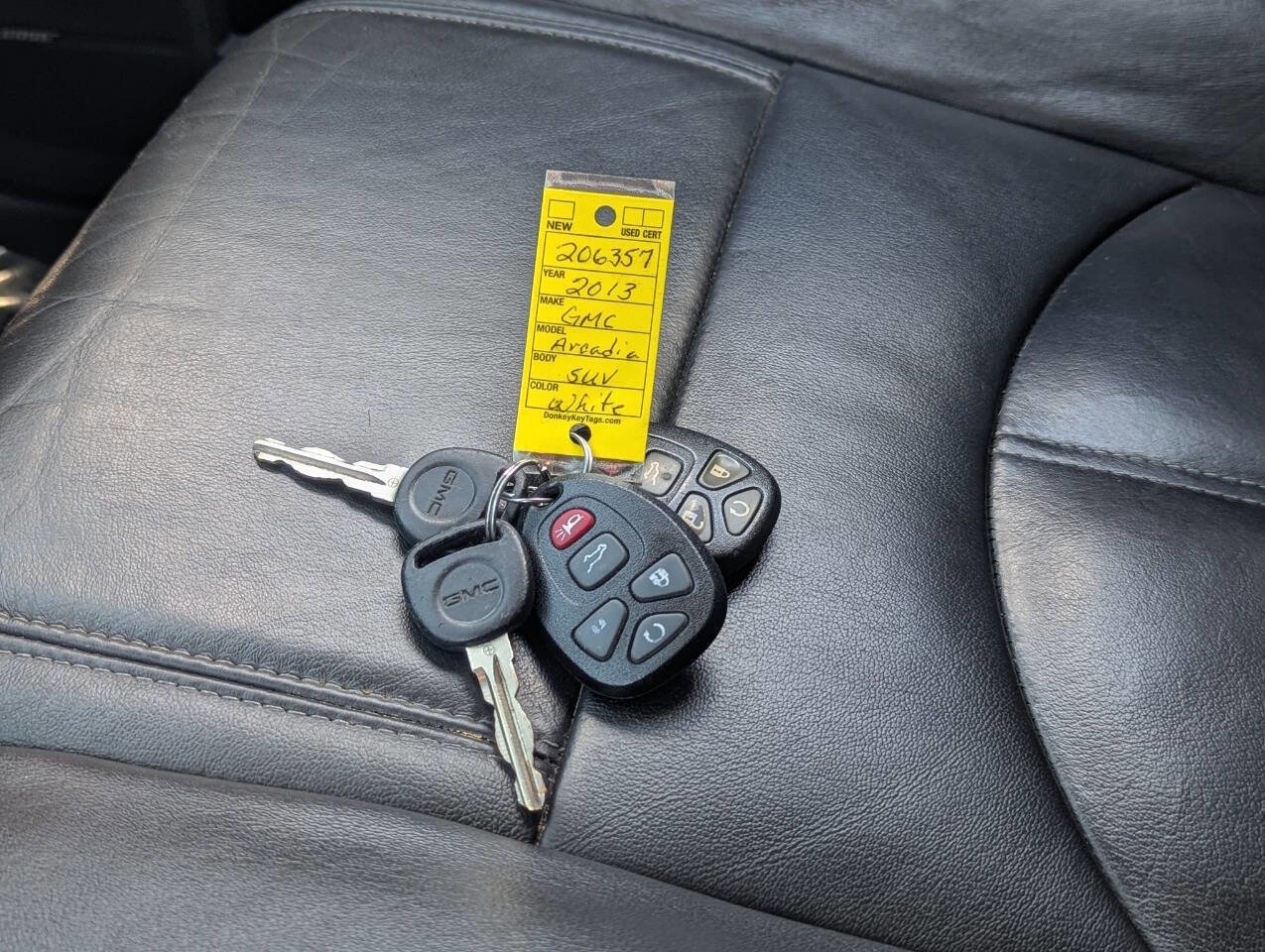 Used 2013 GMC Acadia SLT image 35