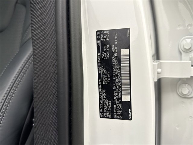 Certified 2023 Volvo XC90 B6 Ultimate w/ Protection Package Premier image 29