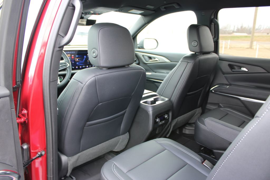 New 2026 Chevrolet Traverse LT w/ Driver Confidence Package image 24