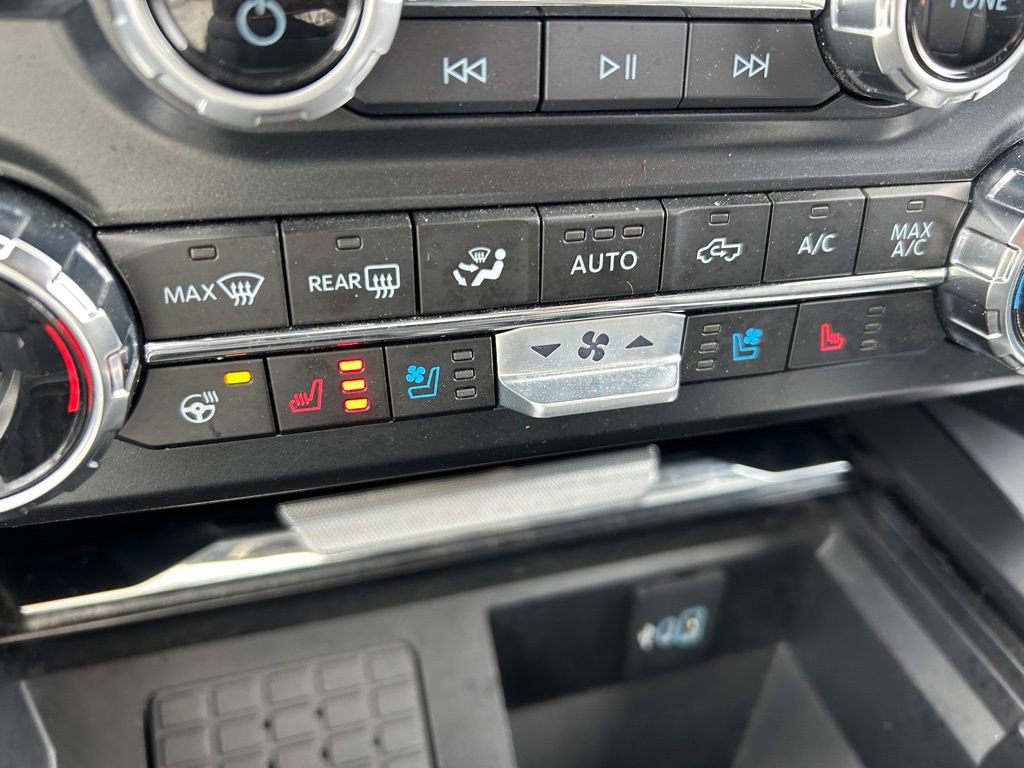 Used 2024 Ford F250 Lariat image 42