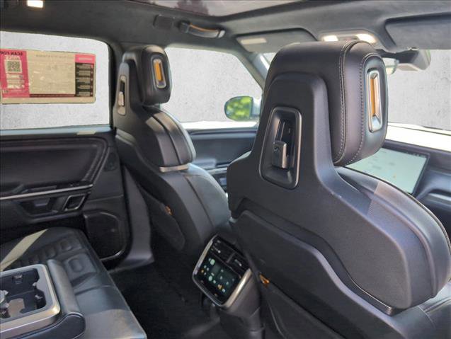 Used 2023 Rivian R1S Adventure AWD/4WD image 21