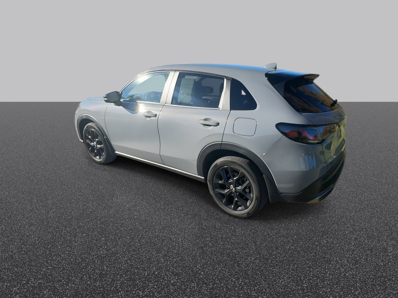 Used 2025 Honda HR-V Sport image 7