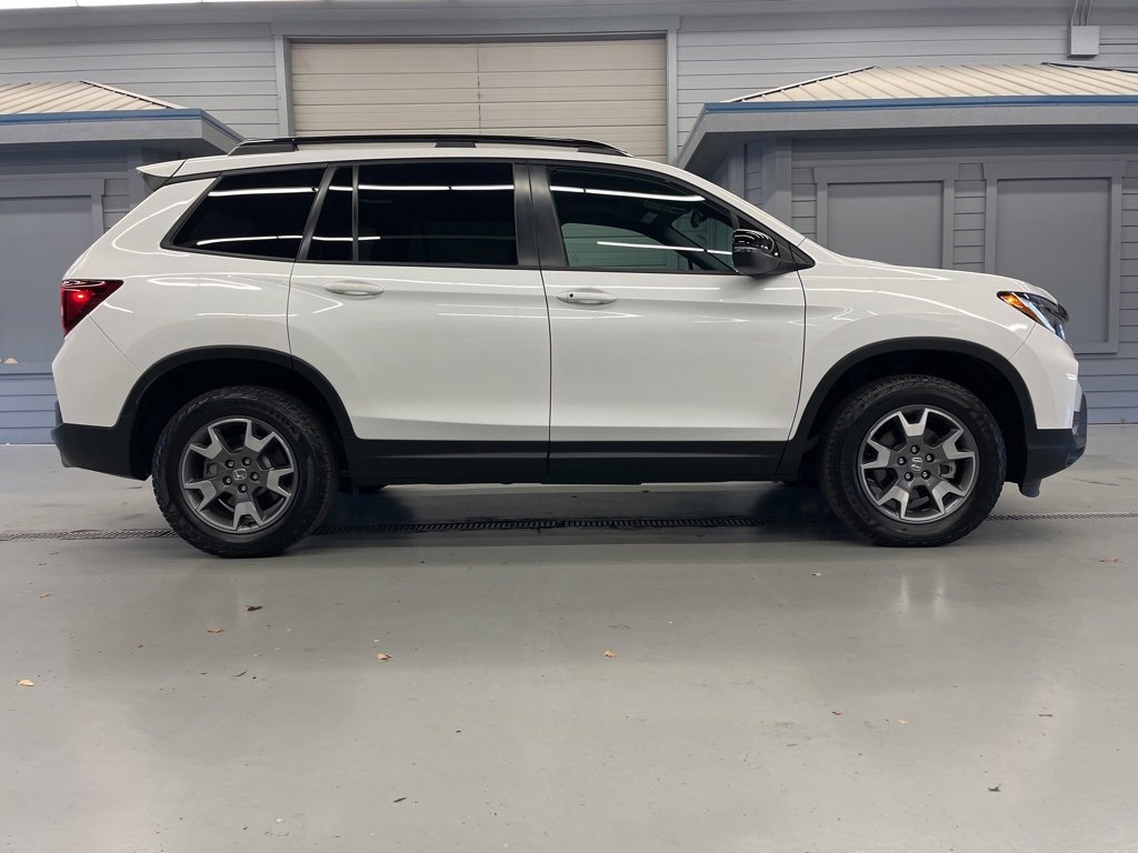 Used 2022 Honda Passport TrailSport image 8