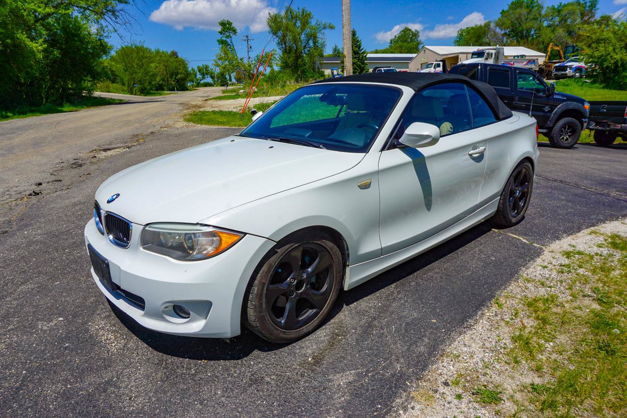 Used 2012 BMW 128i Convertible RWD image 16